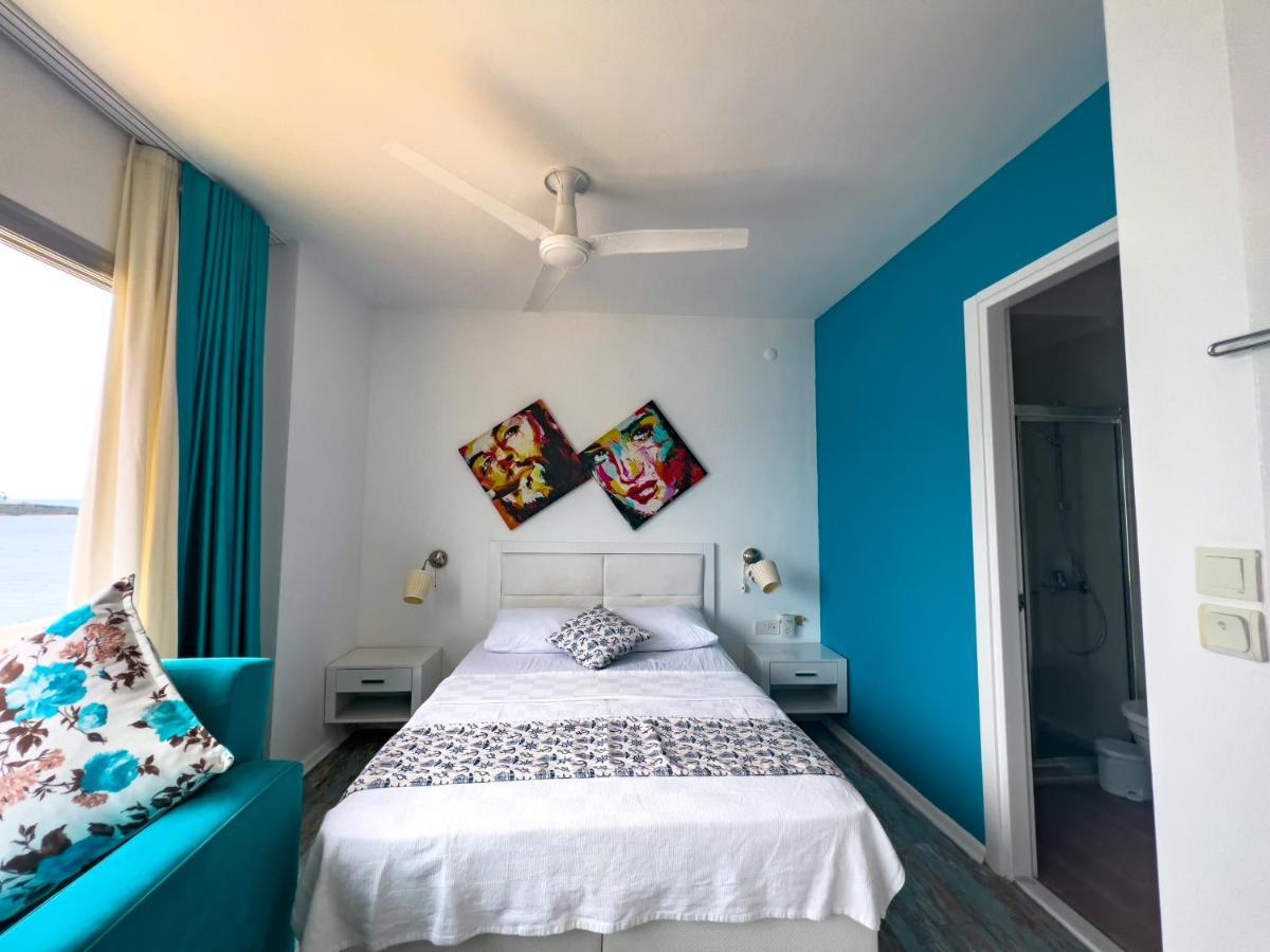 Larimar Hotel Çeşme Buitenkant foto