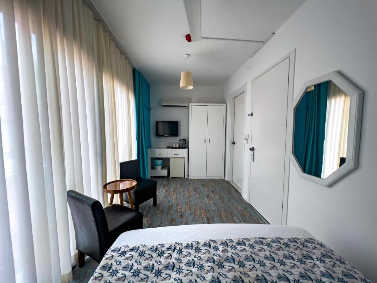 Larimar Hotel Çeşme Buitenkant foto