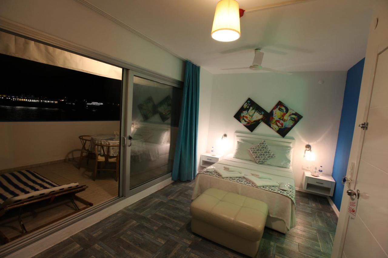 Larimar Hotel Çeşme Buitenkant foto